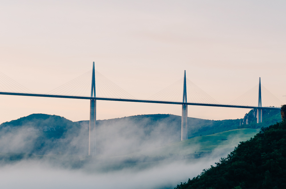 occitanie south west aveyron viaduc millau