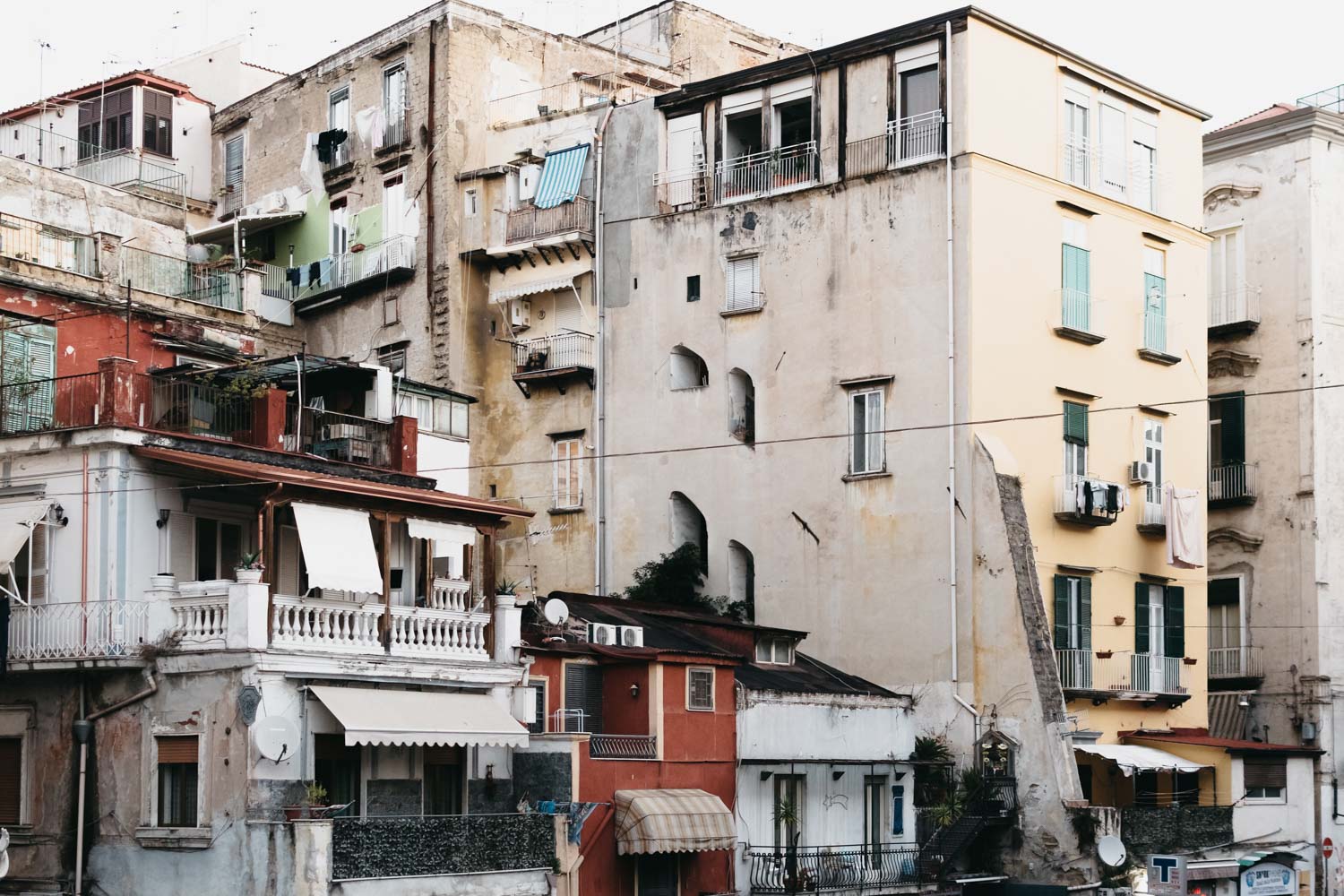 Travel Guide to Naples