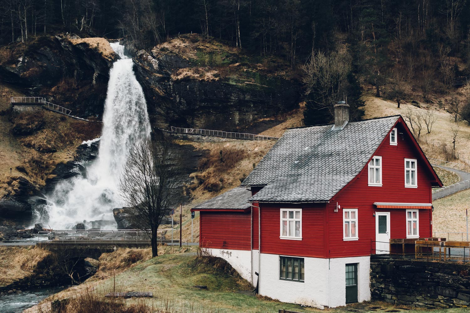 Steinsdalsfossen