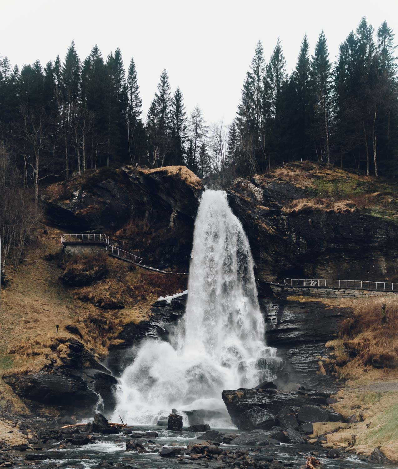Steinsdalsfossen